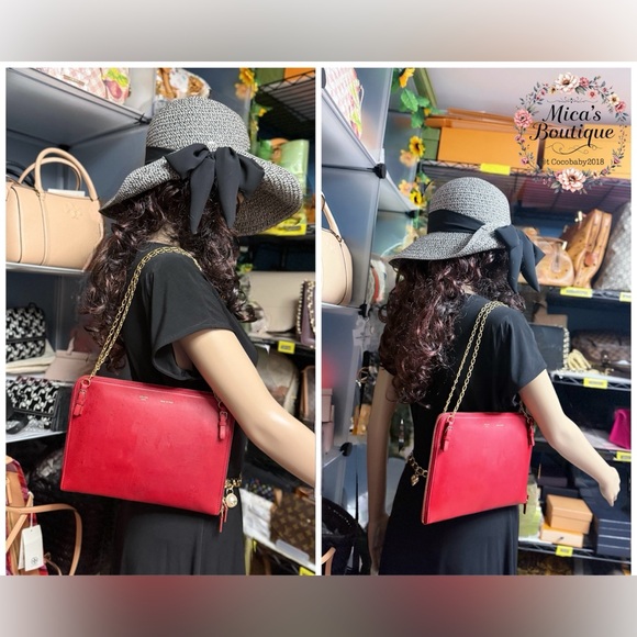 Auth CÈLINE Preowned Burgundy Leather Shoulder Bag with Gold Chain - Picture 7 of 17